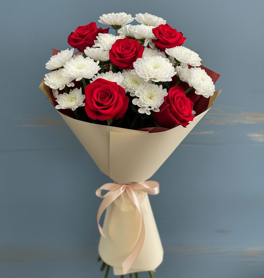 Букет цветов из: Розы и Хризантемы в Петровске-Забайкальском