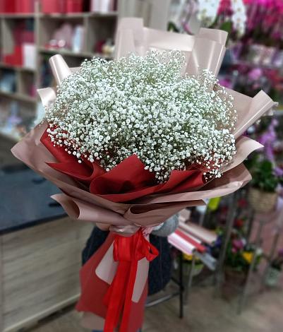 Букет цветов из: Гипсофила в Петровске-Забайкальском