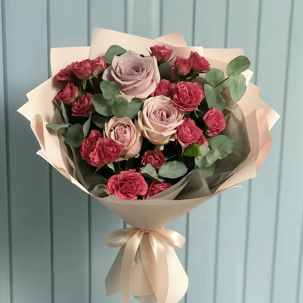 Букет цветов из: Гвоздики и Розы в Петровске-Забайкальском