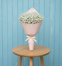 Букет цветов из:  Гипсофила в Петровске-Забайкальском