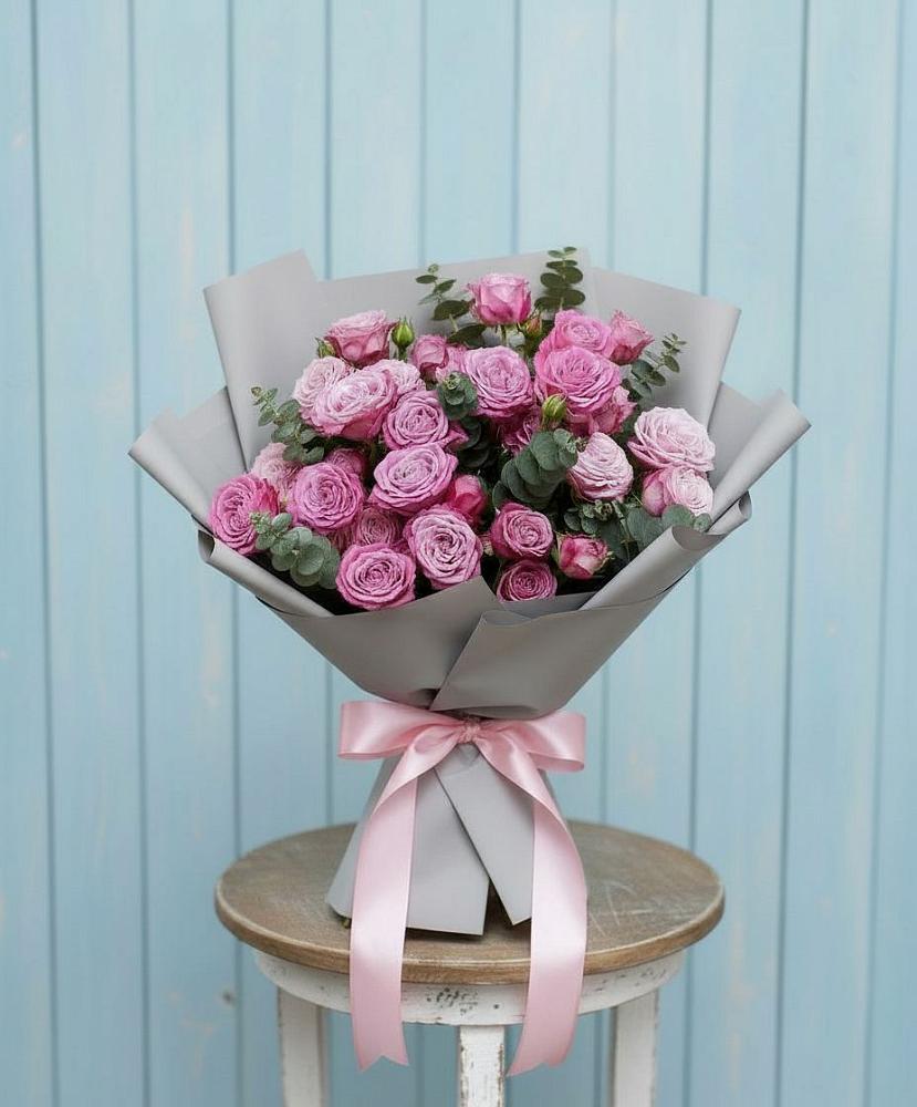 Букет цветов из: Розы в Петровске-Забайкальском