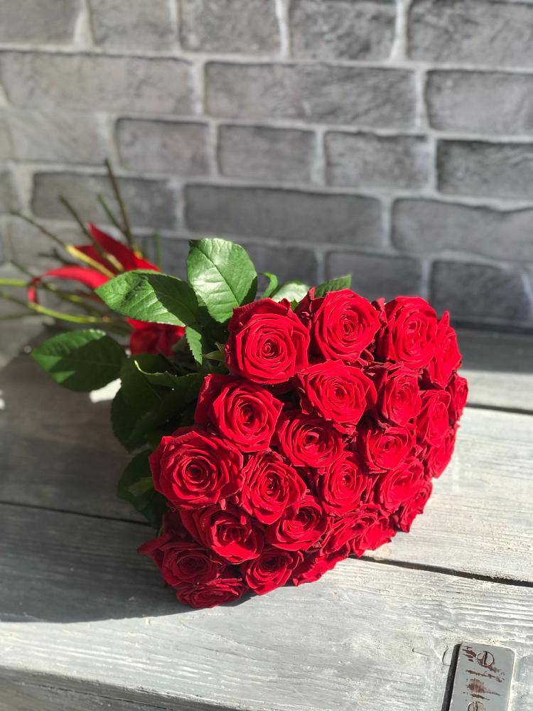 Букет Красные розы Фридом в Петровске-Забайкальском