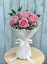 Букет цветов из:  Розы в Петровске-Забайкальском