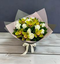 Букет цветов из:  Орхидеи и Розы #REPLACE_PRED# Петровске-Забайкальском