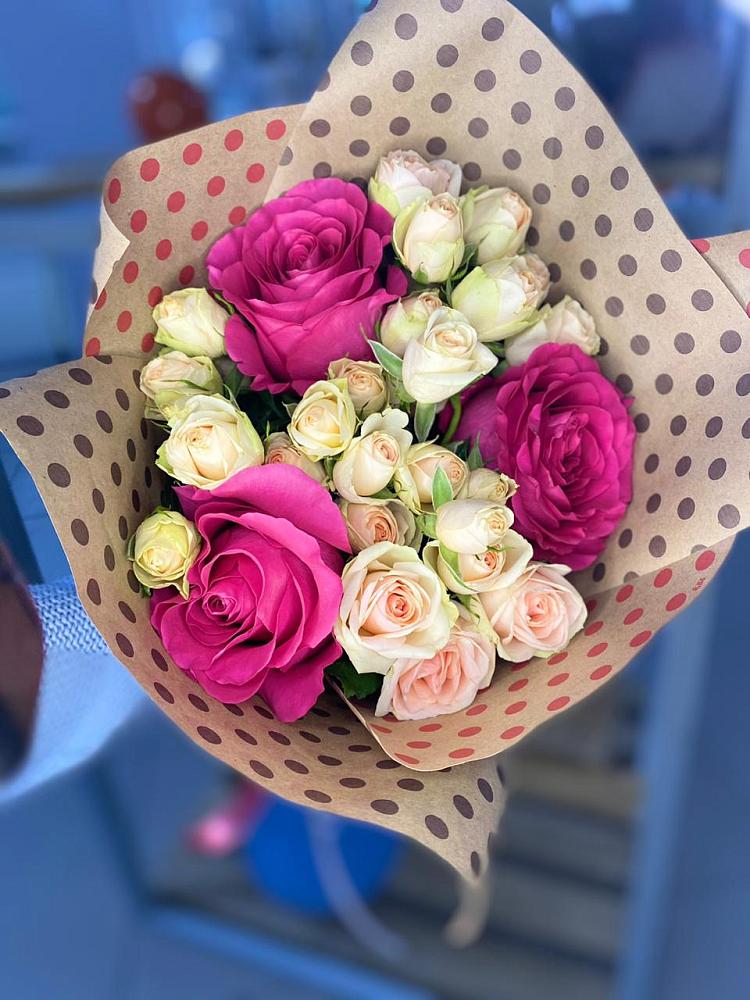 Букет цветов из: Розы в Петровске-Забайкальском