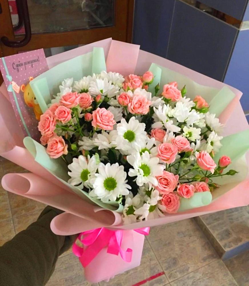 Букет цветов из: Розы и Хризантемы в Петровске-Забайкальском