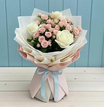 Букет цветов из:  Розы в Петровске-Забайкальском