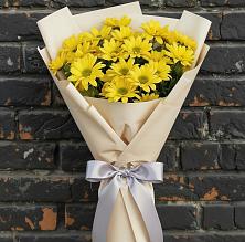 Букет цветов из:  Хризантемы в Петровске-Забайкальском