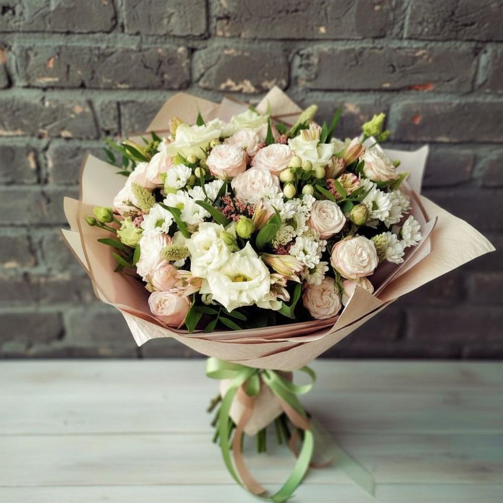 Букет цветов из: Альстромерии, Розы и Хризантемы в Петровске-Забайкальском