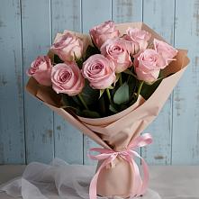 Букет цветов из:  Розы в Петровске-Забайкальском