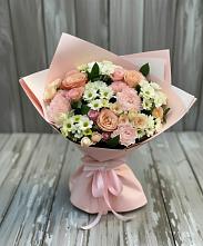 Букет цветов из:  Гвоздики, Розы и Хризантемы в Петровске-Забайкальском