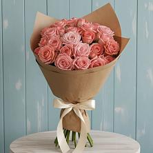 Букет цветов из:  Розы в Петровске-Забайкальском