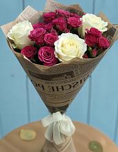 Букет цветов из:  Розы в Петровске-Забайкальском