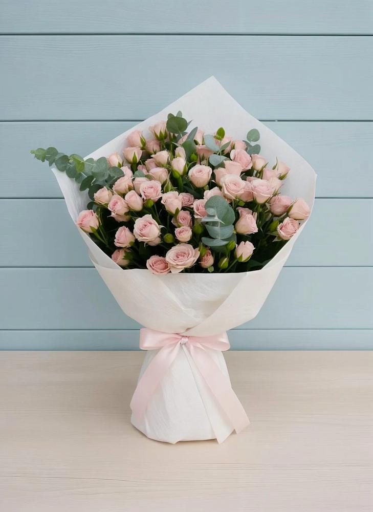 Букет цветов из: Розы в Петровске-Забайкальском