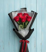 Букет цветов из:  Розы в Петровске-Забайкальском
