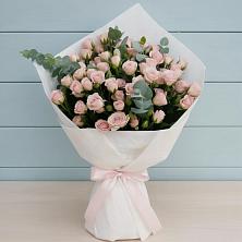 Букет цветов из:  Розы в Петровске-Забайкальском
