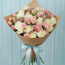 Букет цветов из:  Розы в Петровске-Забайкальском